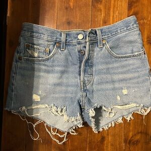 Distressed Denim Levi shorts